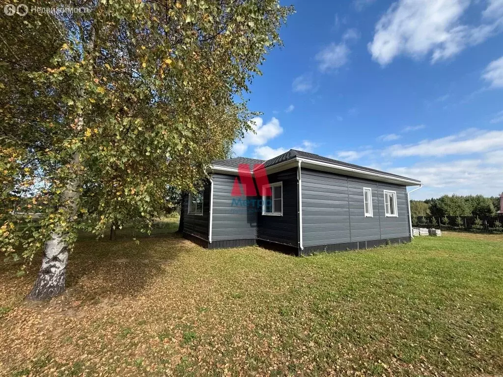Дом в Ярославская область, Некрасовский муниципальный округ, деревня ... - Фото 1
