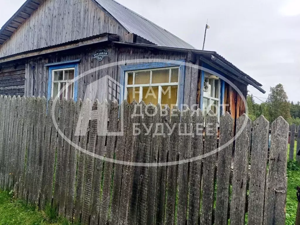 Дом в Пермский край, Добрянский муниципальный округ, пос. Тюсь ул. ... - Фото 0