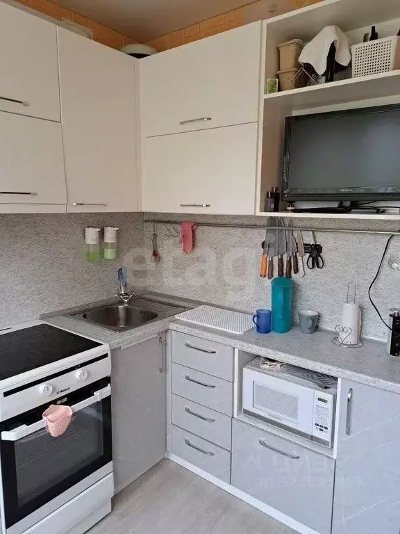 3-к кв. Амурская область, Тында ул. Красная Пресня, 52 (67.5 м) - Фото 1