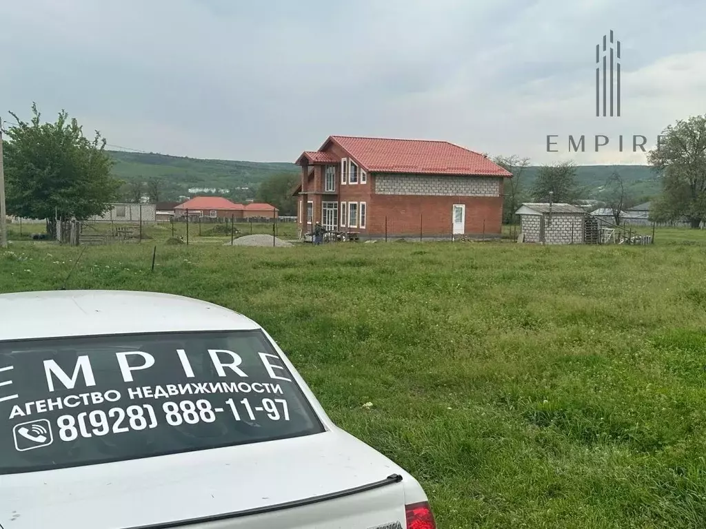Участок в Чеченская республика, Грозный пос. Имени Жамалайли ... - Фото 0