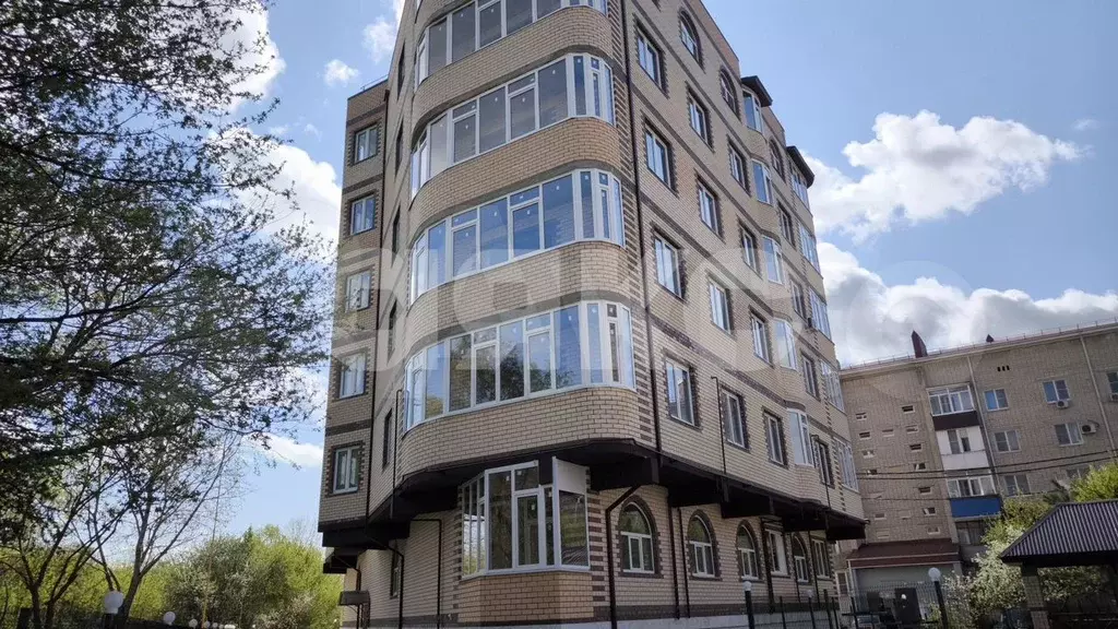 2-к. квартира, 65 м, 1/6 эт. - Фото 1