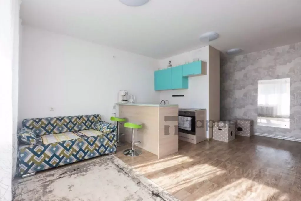 Студия Челябинская область, Челябинск ул. Александра Шмакова, 15 (40.6 ... - Фото 1