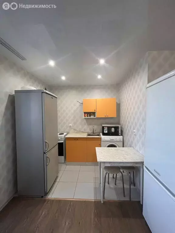 Квартира-студия: Киров, улица Архитектора Валерия Зянкина, 9к1 (26 м) - Фото 2