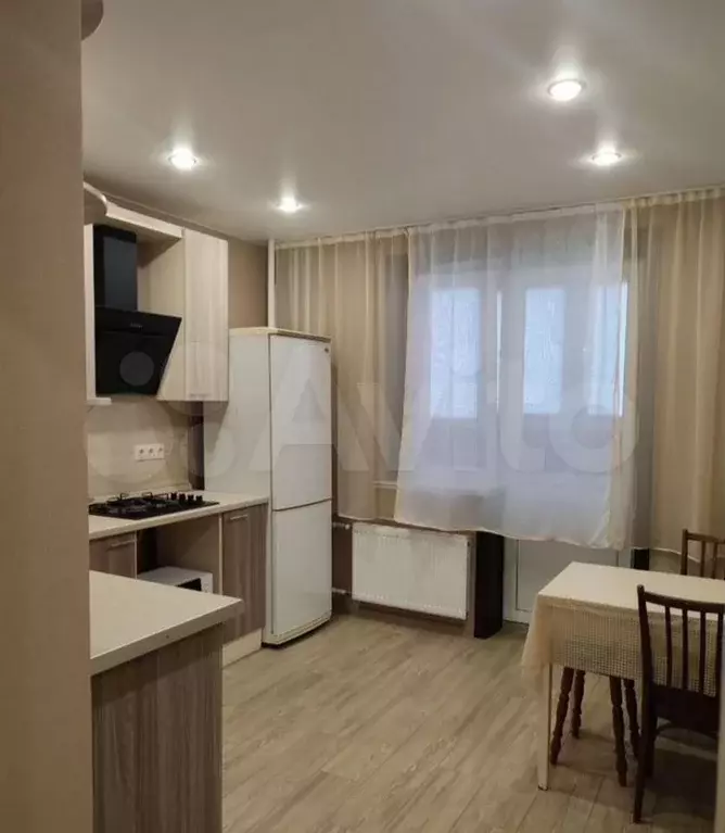 1-к. квартира, 38 м, 9/10 эт. - Фото 1