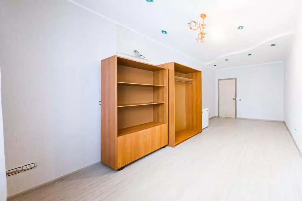 Комната Свердловская область, Екатеринбург ул. Бакинских Комиссаров, ... - Фото 2