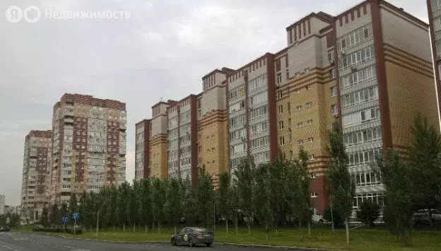 2-комнатная квартира: Тюмень, улица Раушана Абдуллина, 1 (140.2 м) - Фото 1