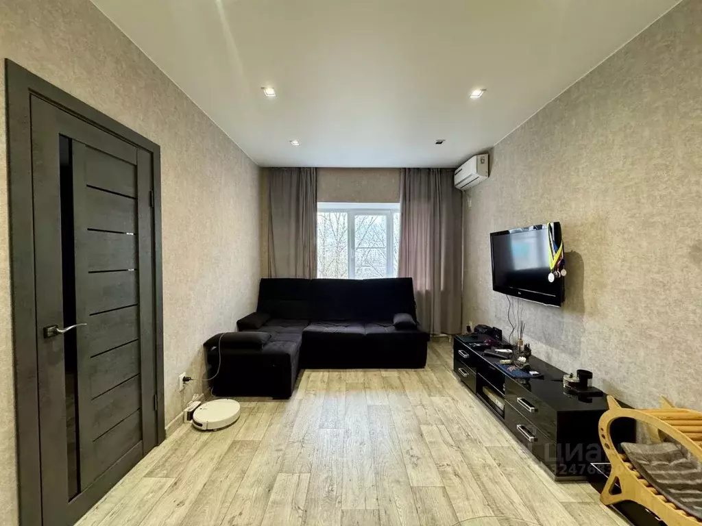 2-к кв. Волгоградская область, Волгоград ул. Маршала Еременко, 23 ... - Фото 1