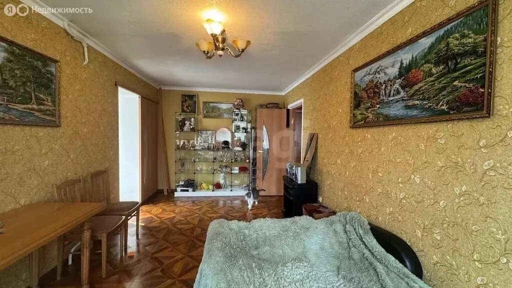 2-комнатная квартира: Владикавказ, улица Генерала Дзусова, 23 (54 м) - Фото 0