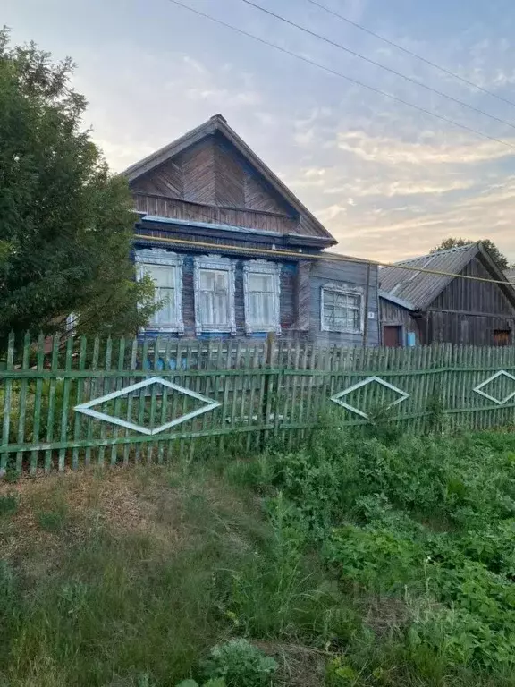 Дом в Мордовия, Атяшевский район, с. Дюрки Нагорная ул., 9 (28 м) - Фото 1