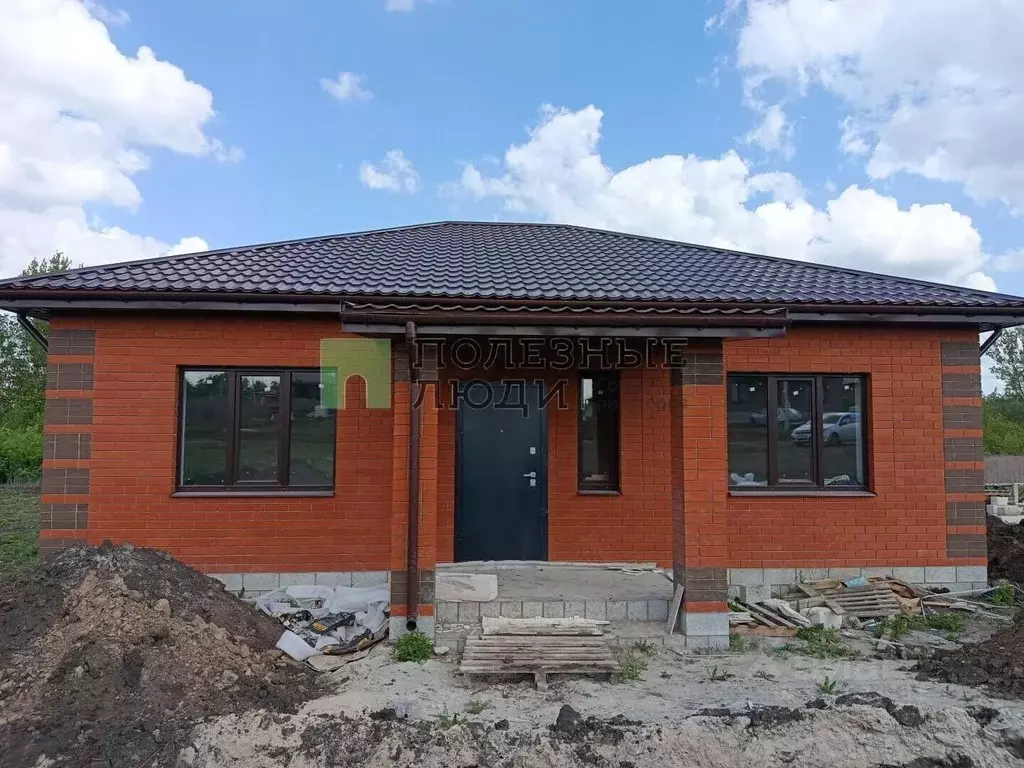 Дом в Белгородская область, Строитель Яковлевский городской округ, ... - Фото 2