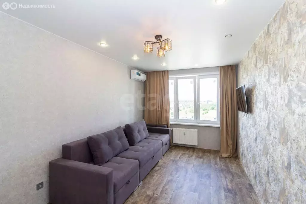 2-комнатная квартира: Тюмень, улица Вадима Бованенко, 4к1 (51.2 м) - Фото 1