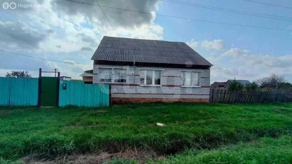 Дом в село Минино, улица Гагарина (100 м) - Фото 2