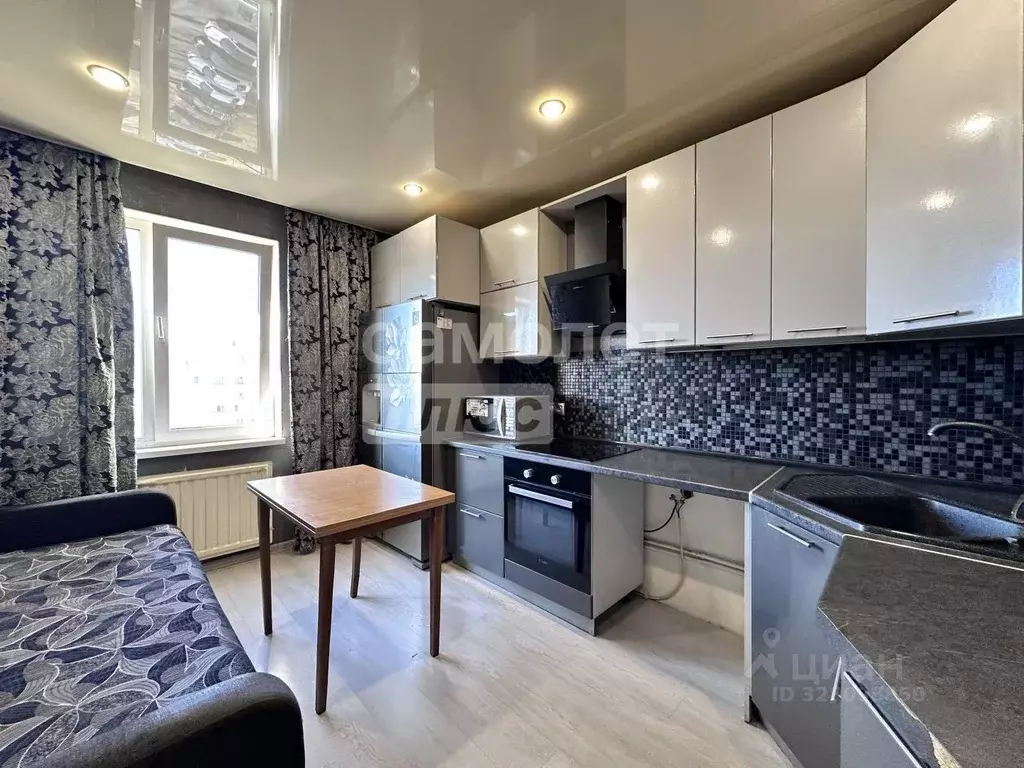 1-к кв. Санкт-Петербург ул. Лени Голикова, 47к2 (39.3 м) - Фото 1