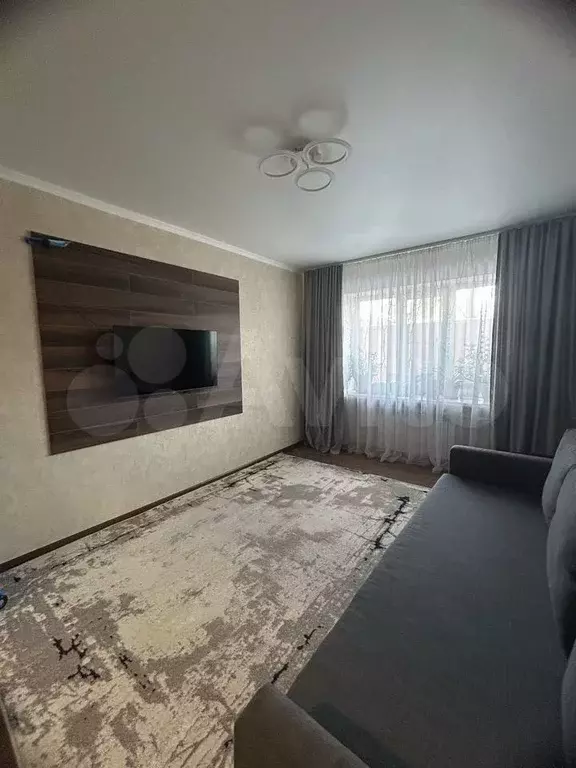 3-к. квартира, 55 м, 1/5 эт. - Фото 1