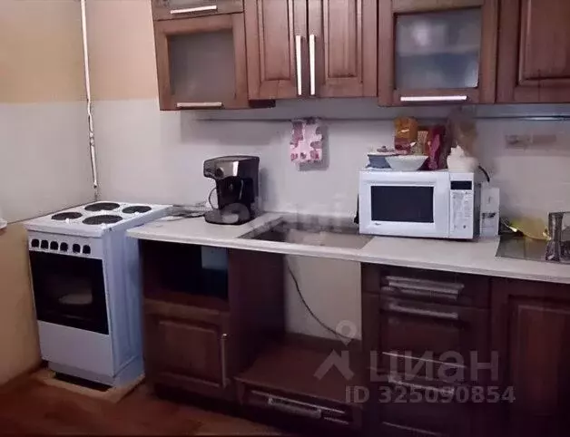 2-к кв. Челябинская область, Челябинск ул. Братьев Кашириных, 134А ... - Фото 1