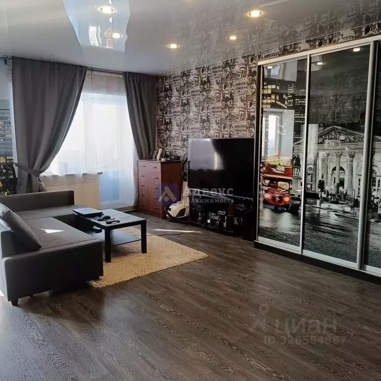 Студия Тюменская область, Тюмень ул. Мебельщиков, 6 (48.7 м) - Фото 1