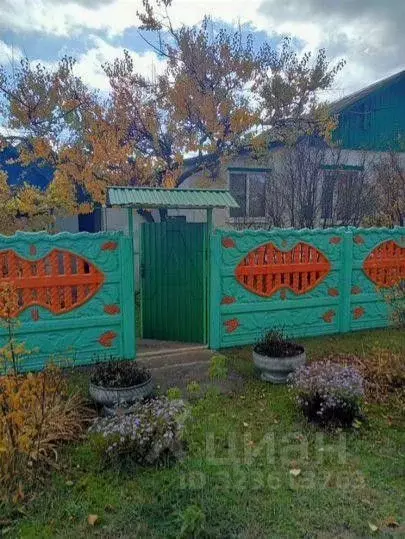 Дом в Белгородская область, Старооскольский городской округ, с. ... - Фото 1