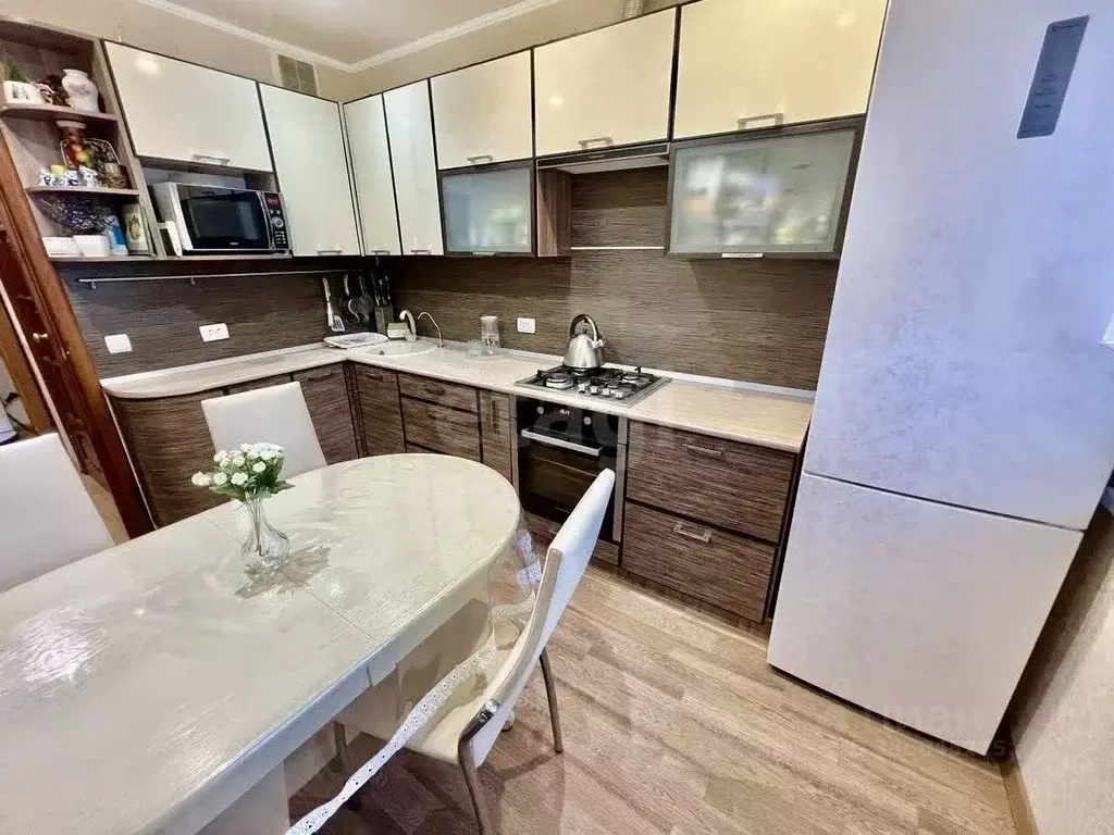 4-к кв. Татарстан, Набережные Челны 27-й комплекс, 12 (88.5 м) - Фото 1
