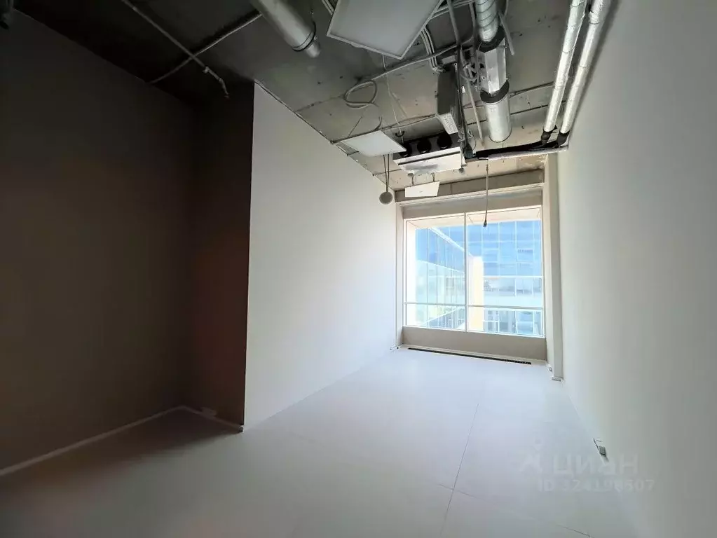 Офис в Приморский край, Владивосток Набережная ул., 13с1 (26 м) - Фото 1