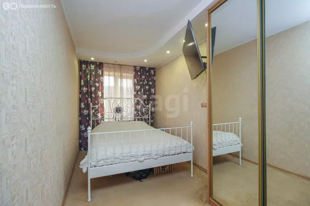 2-комнатная квартира: Омск, проспект Карла Маркса, 10Б (42.2 м) - Фото 1