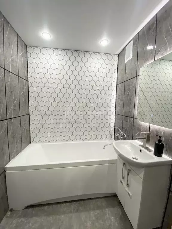 1-к. квартира, 39 м, 9/10 эт. - Фото 1