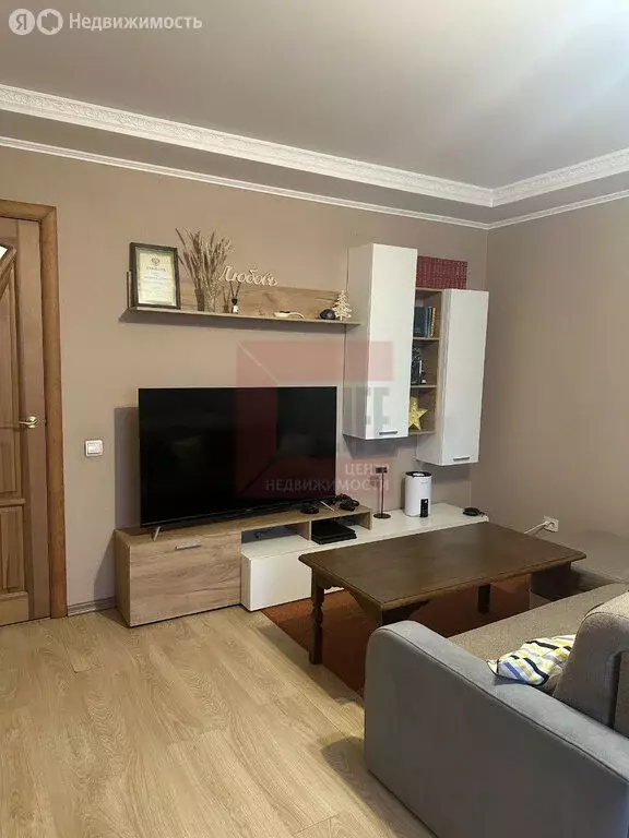 2-комнатная квартира: Калининград, улица Осипенко, 12 (49.8 м) - Фото 1