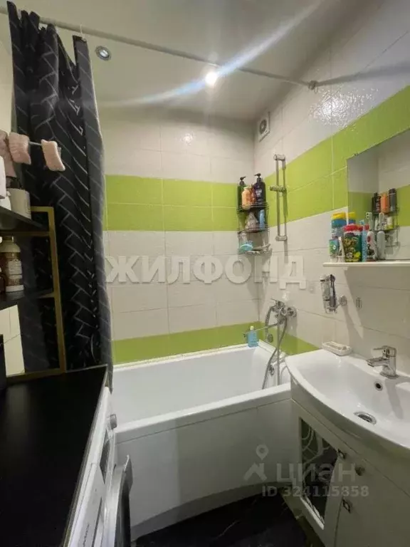 3-к кв. Новосибирская область, Новосибирск ул. 25 лет Октября, 16 ... - Фото 2