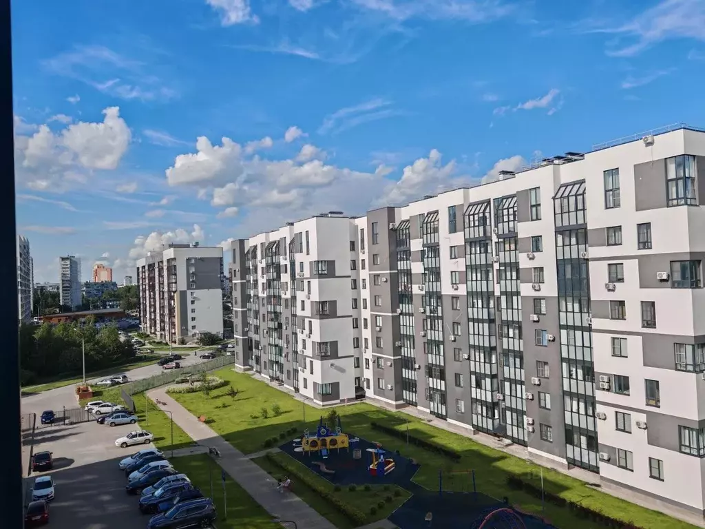 3-к кв. Самарская область, Тольятти ул. 40 лет Победы, 45Г (90.0 м) - Фото 1