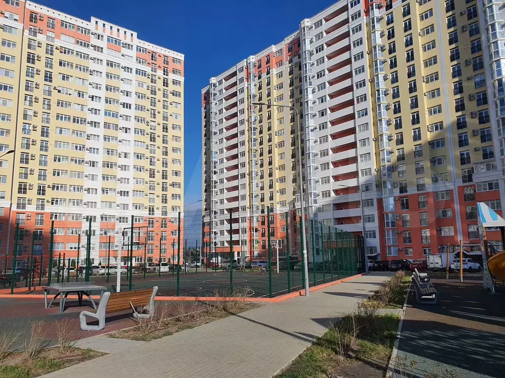 2-к. квартира, 61 м, 15/18 эт. - Фото 1
