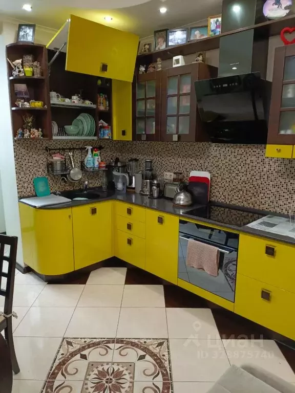 3-к кв. Москва просп. Защитников Москвы, 7к2 (72.0 м) - Фото 1