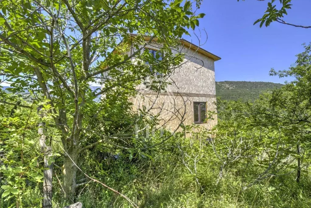 Участок в Крым, Алушта муниципальный округ, с. Нижняя Кутузовка ул. ... - Фото 1