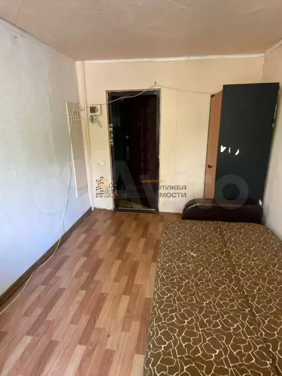Комната 13 м в 4-к., 2/5 эт. - Фото 1