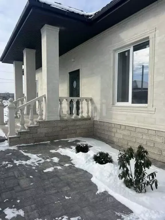Дом в Белгородская область, Корочанский муниципальный округ, с. ... - Фото 1