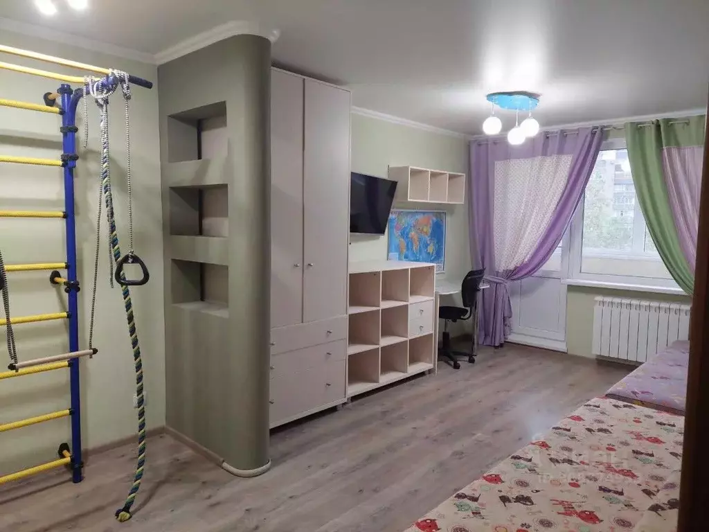 3-к кв. Оренбургская область, Орск Новый город мкр, ул. ... - Фото 0