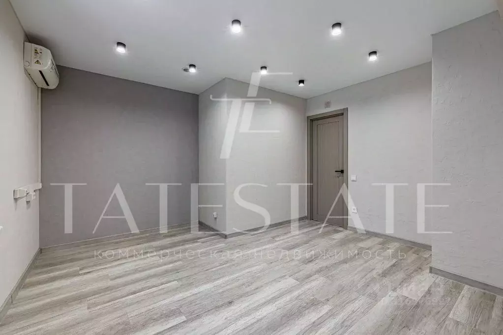 Офис в Татарстан, Казань ул. Журналистов, 2а (210 м) - Фото 1