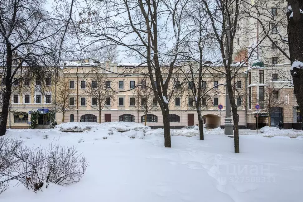 Помещение свободного назначения в Москва Оружейный пер., 15С1 (1794 м) - Фото 1