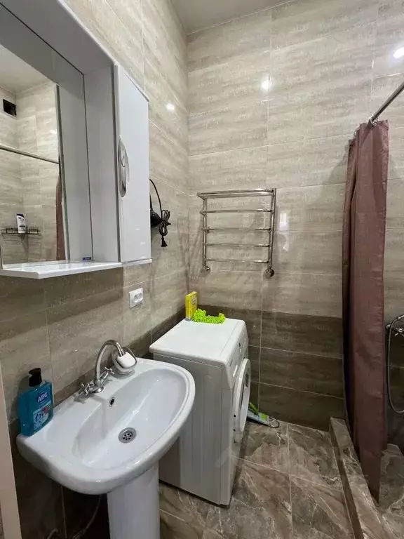 3-к кв. Кабардино-Балкария, Нальчик ул. Мориса Тореза, 1 (67.0 м) - Фото 2