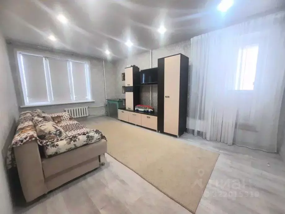 2-к кв. Татарстан, Зеленодольск ул. Комарова, 21 (50.0 м) - Фото 0