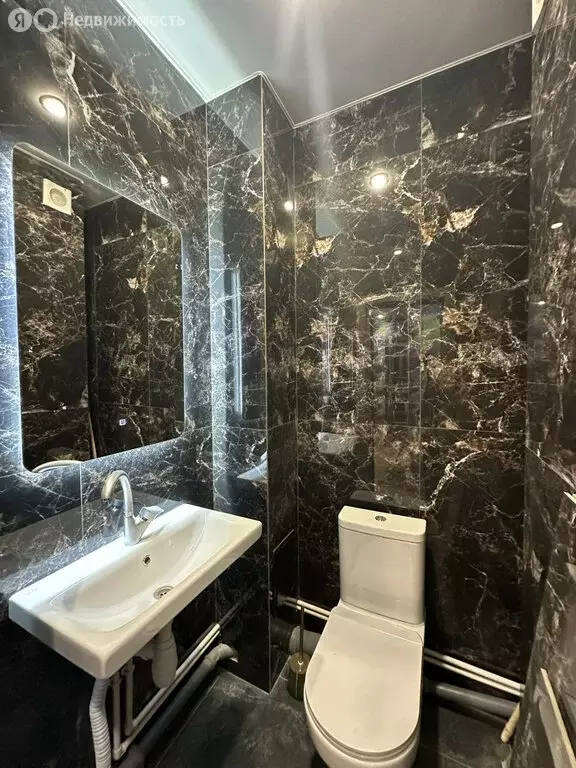 2-комнатная квартира: Уфа, улица Минигали Губайдуллина, 8к7 (66 м) - Фото 2