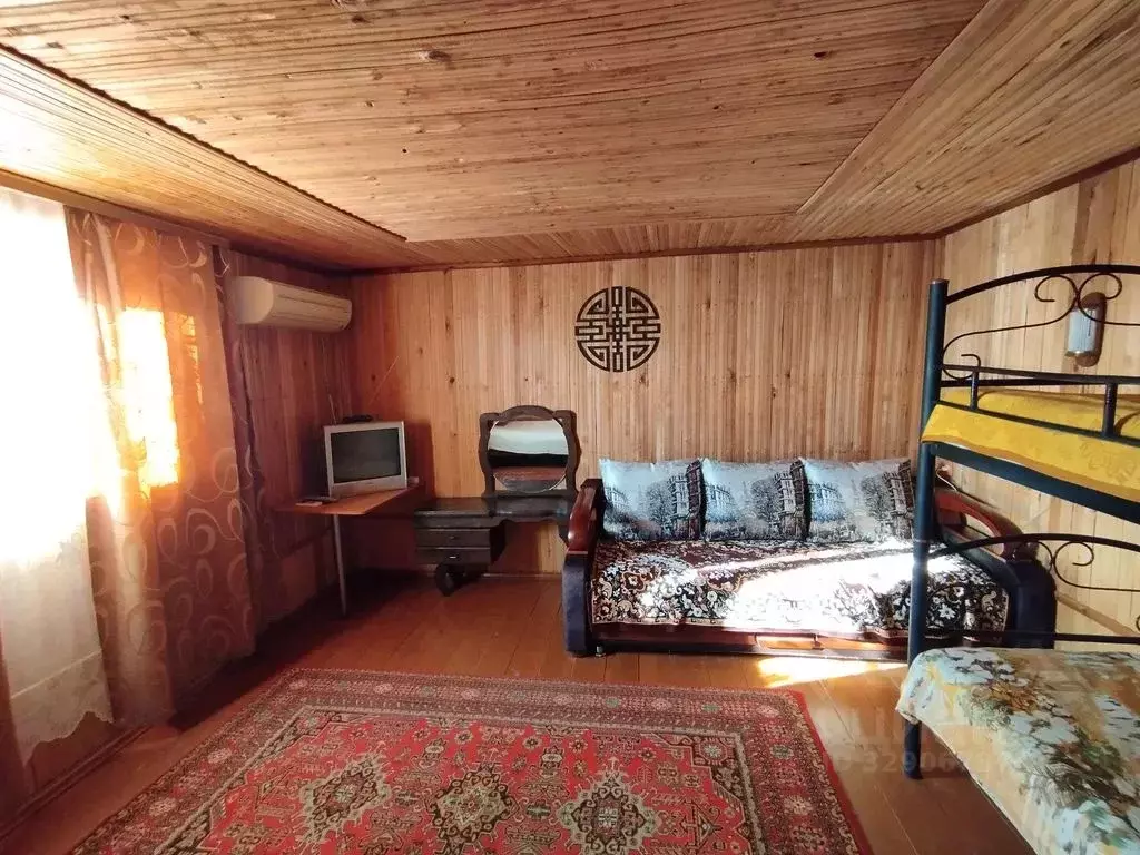 Дом в Крым, Керчь ул. Войкова, 1Б (50 м) - Фото 2