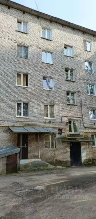 3-к кв. Новгородская область, Боровичи ул. Алексея Кузнецова, 5 (50.1 ... - Фото 0