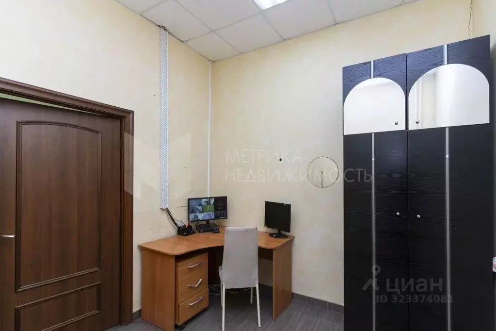 Помещение свободного назначения в Тюменская область, Тюмень ул. ... - Фото 0