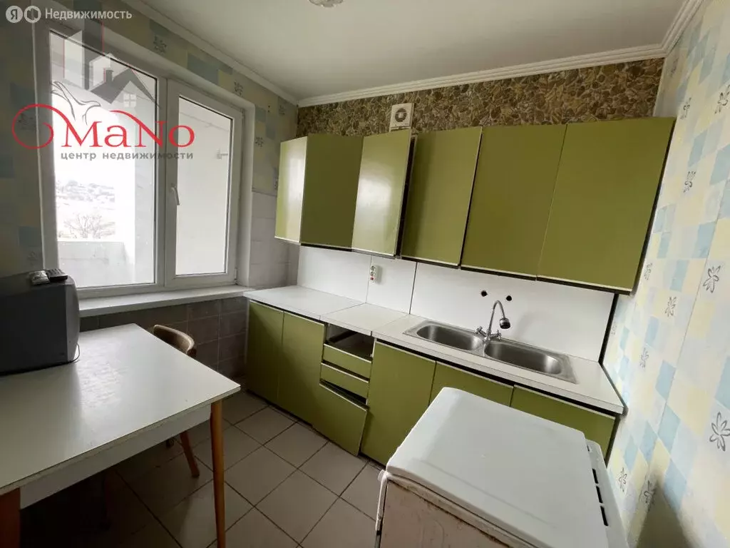 Квартира-студия: Феодосия, улица Володарского, 15А (33.8 м) - Фото 2