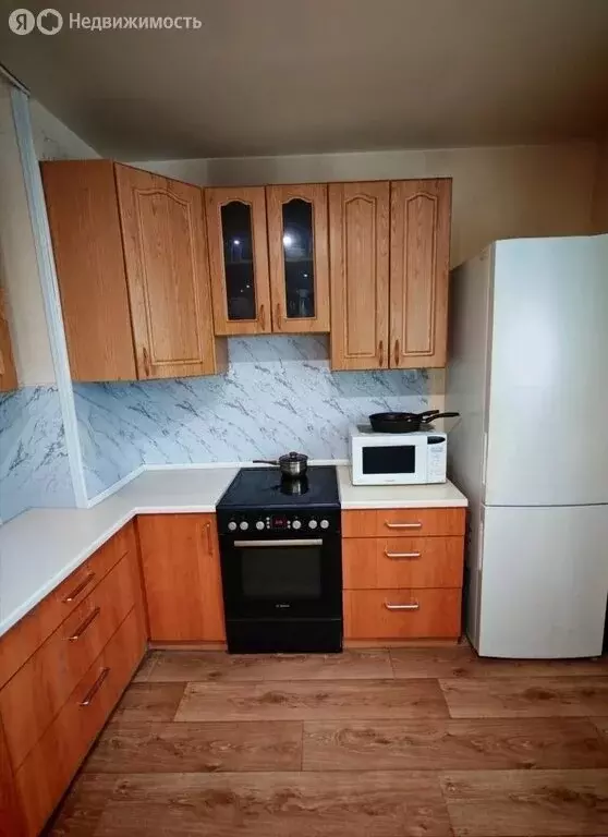 3-комнатная квартира: Артём, улица Котовского, 13 (60.6 м) - Фото 1