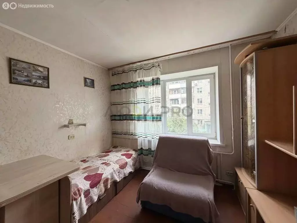 1к в 4-комнатной квартире (13 м) - Фото 0