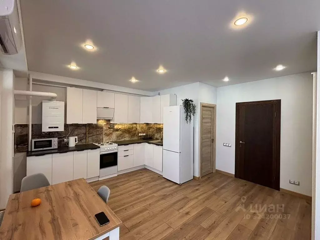 3-к кв. Крым, Симферопольский район, Мирновское с/пос, с. Белоглинка ... - Фото 1