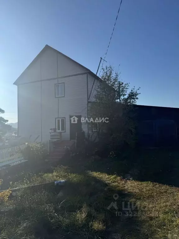 Дом в Бурятия, Тарбагатайский район, Саянтуйское с/пос, с. Нижний ... - Фото 1