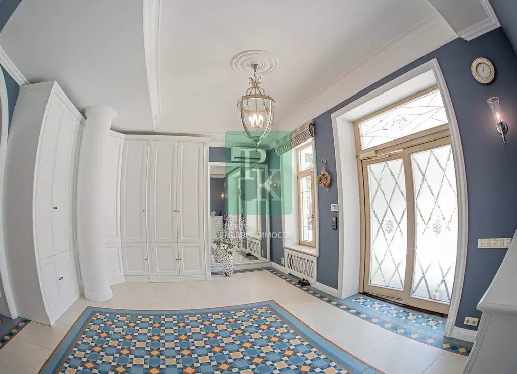 Коттедж в Севастополь ул. Молодых Строителей, 25 (624 м) - Фото 2