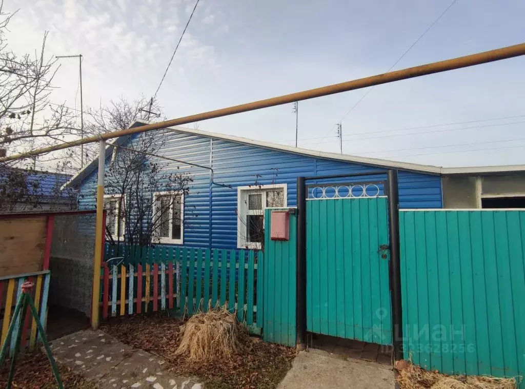 Дом в Омская область, Марьяновка рп ул. 60 лет Октября (67 м) - Фото 1