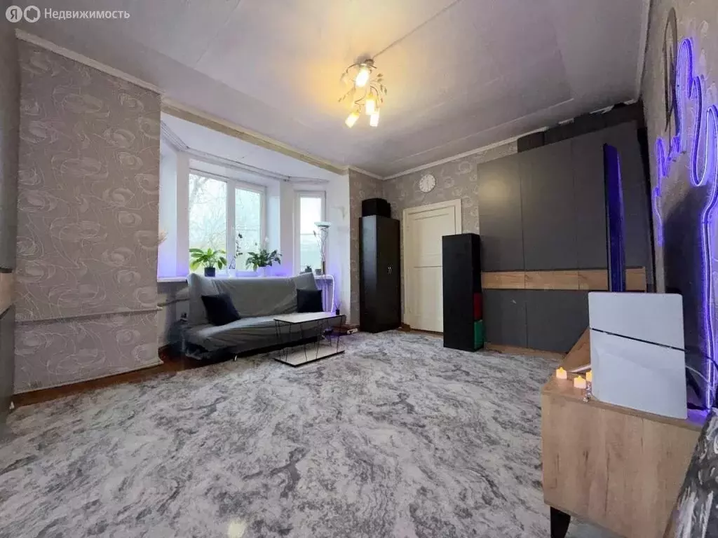 3-комнатная квартира: Нижний Новгород, улица Героя Советского Союза ... - Фото 0